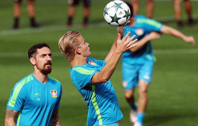 九游体育 -勒沃库森内部会议纪要流出——清晨远射贴柱，中超使命明确，训练强度明显提升(勒沃库森为什么突然这么强)